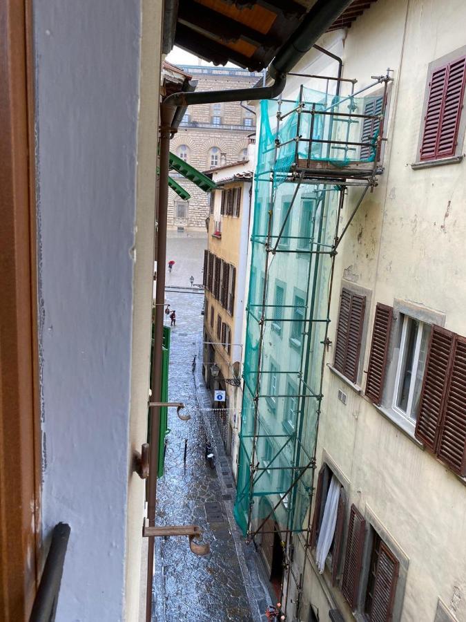 Sdrucciolo Dei Pitti Third Floor Apartment Firenze Bagian luar foto