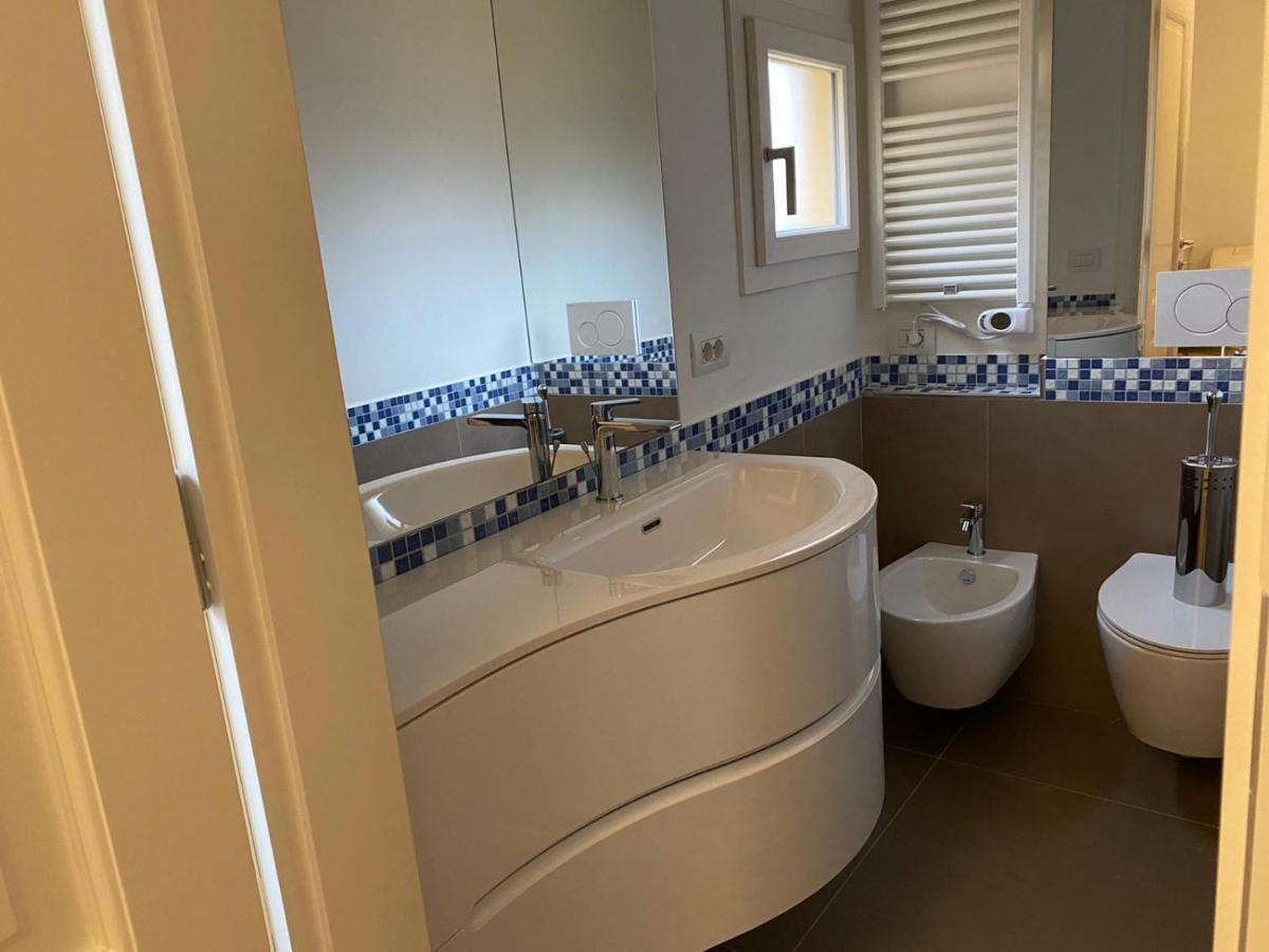 Sdrucciolo Dei Pitti Third Floor Apartment Firenze Bagian luar foto